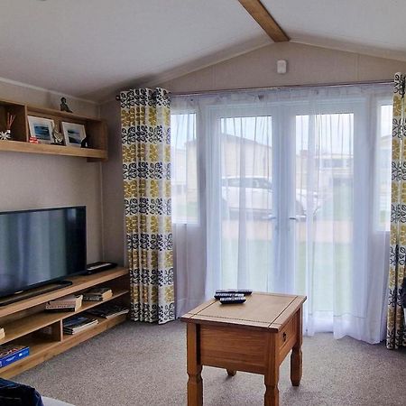 Hotel Lovely Caravan Nearby The Beach In Hunstanton, Norfolk Ref 23071C Extérieur photo