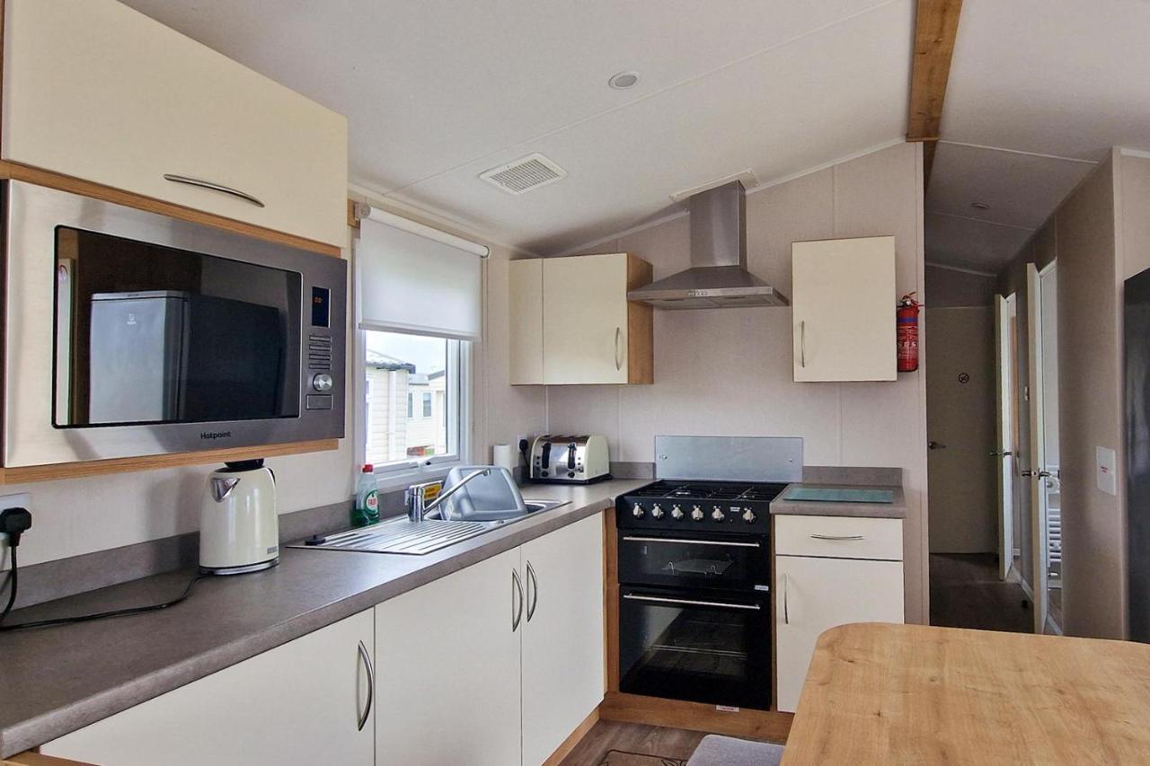 Hotel Lovely Caravan Nearby The Beach In Hunstanton, Norfolk Ref 23071C Extérieur photo