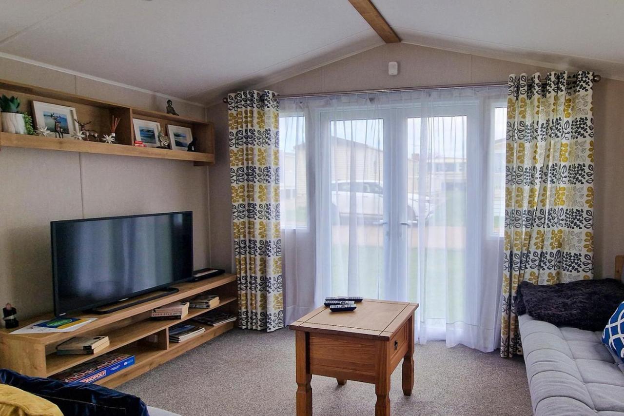 Hotel Lovely Caravan Nearby The Beach In Hunstanton, Norfolk Ref 23071C Extérieur photo